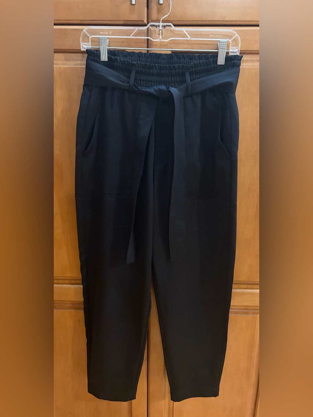 Abercrombie & Fitch Black Paperbag Waist Belted Pants - Women’s Size Medium
